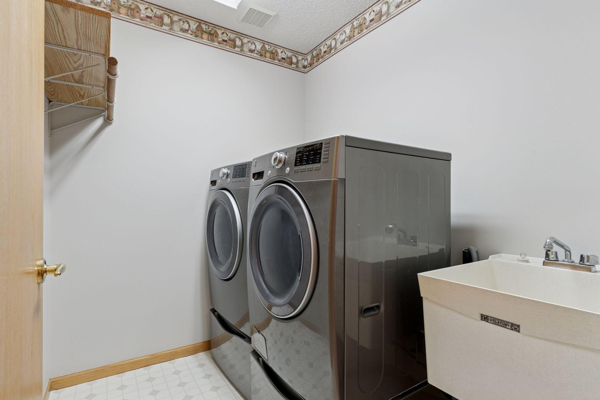 12984 Brookside Lane N