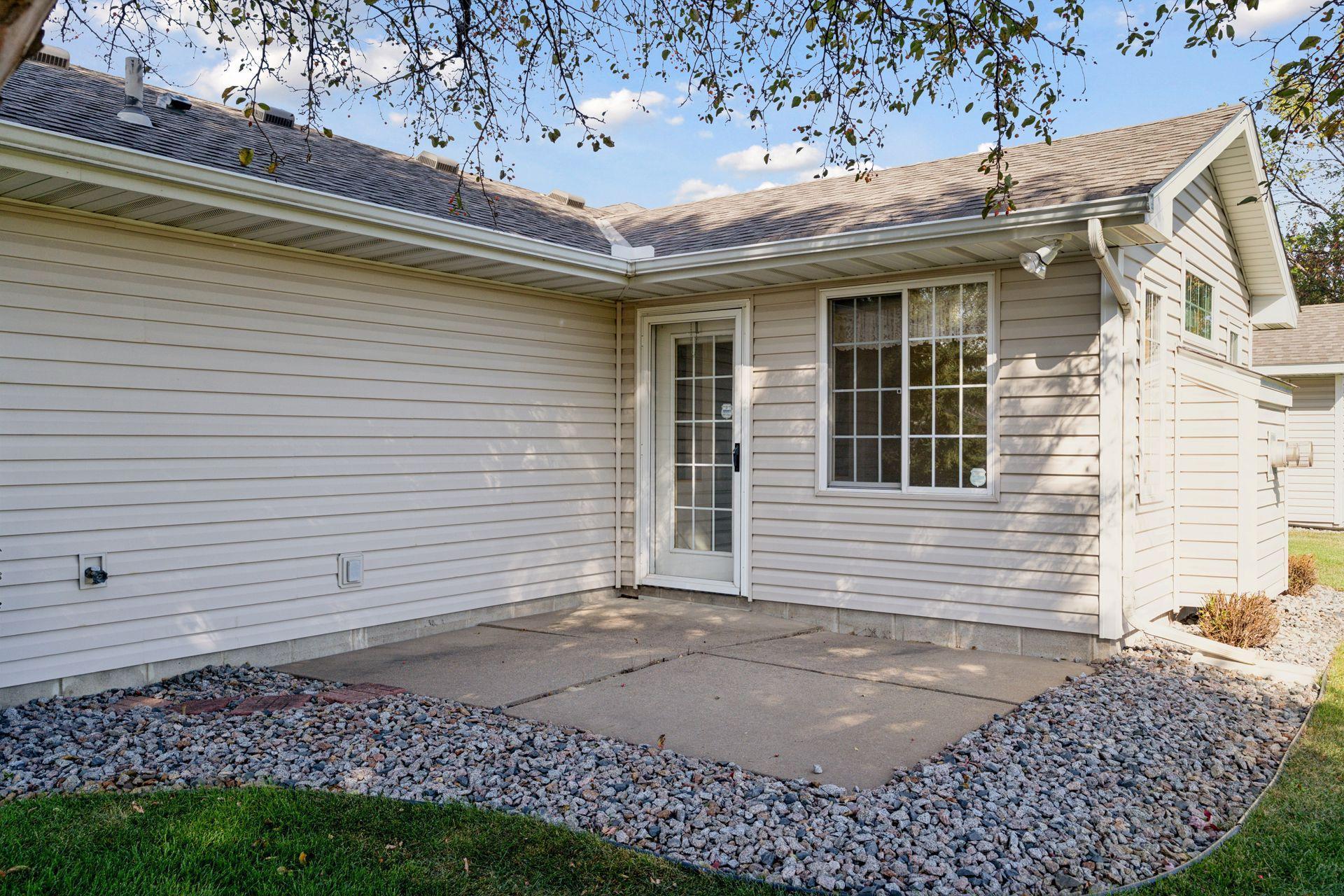 12984 Brookside Lane N