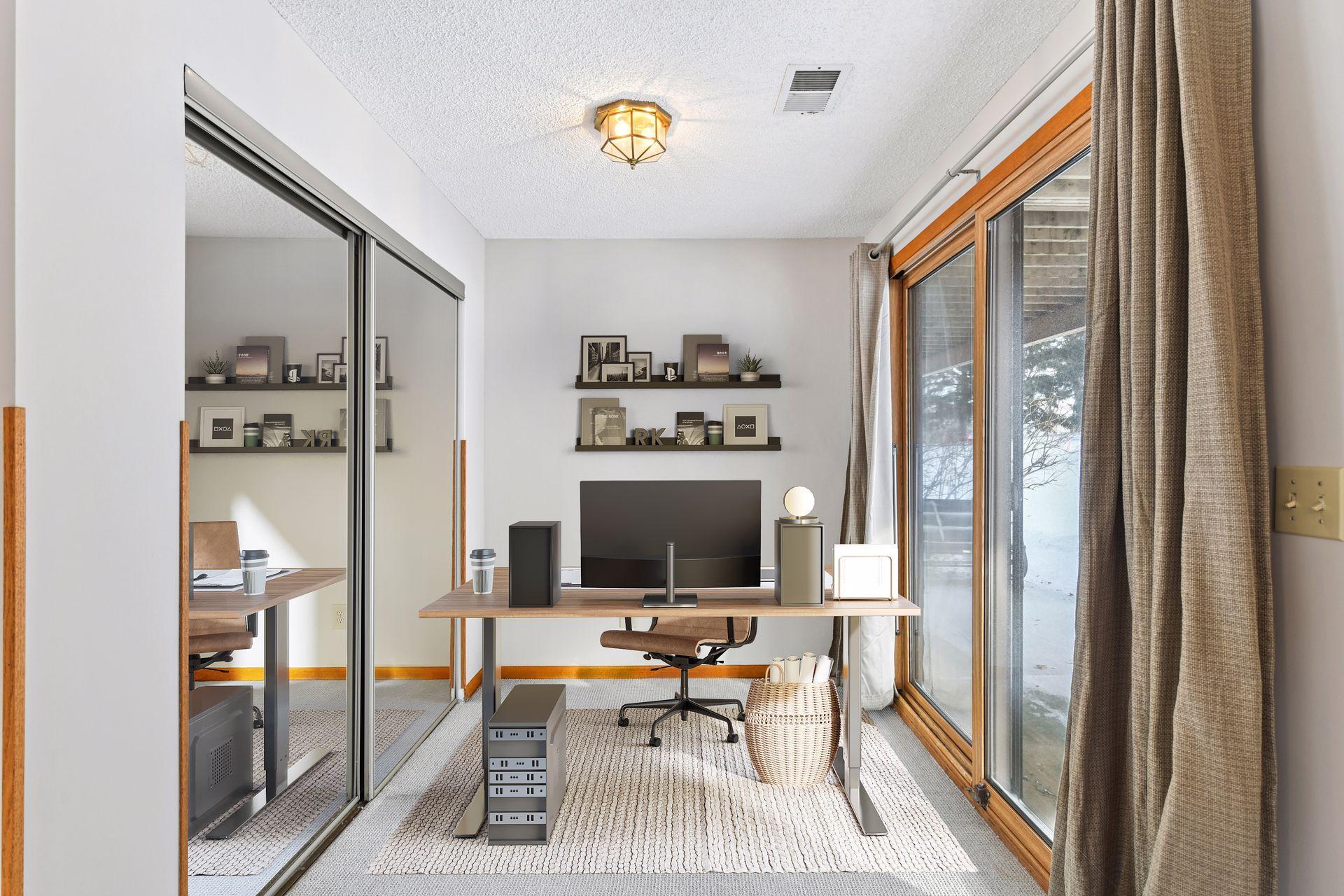 4520 Rosewood Lane N