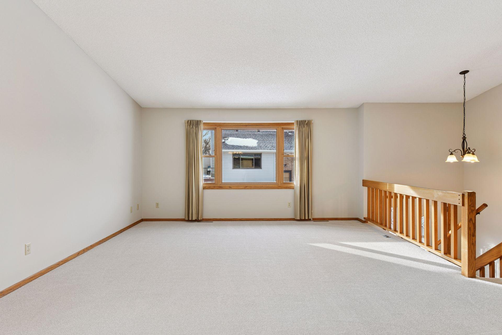 4520 Rosewood Lane N