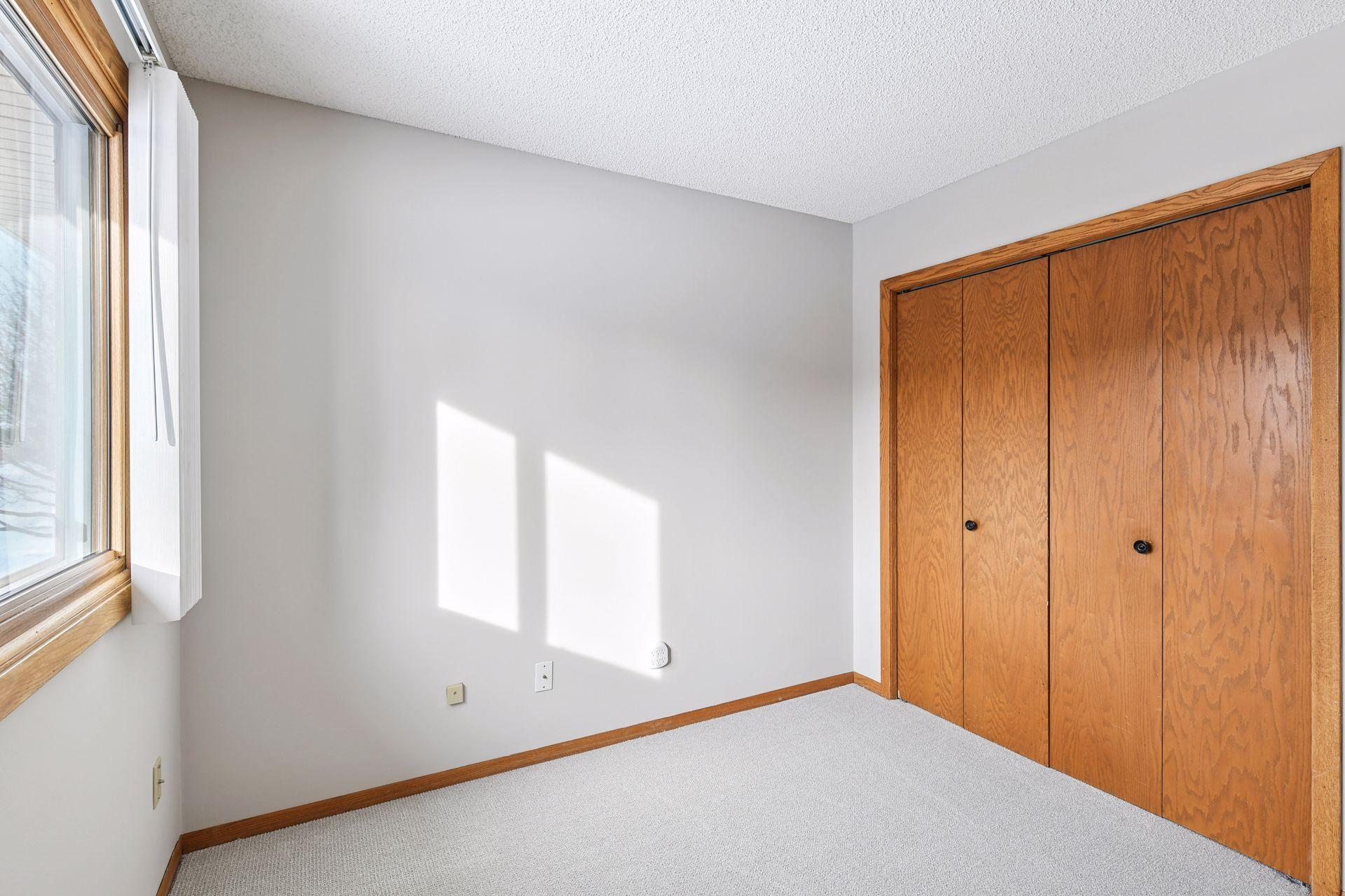 4520 Rosewood Lane N