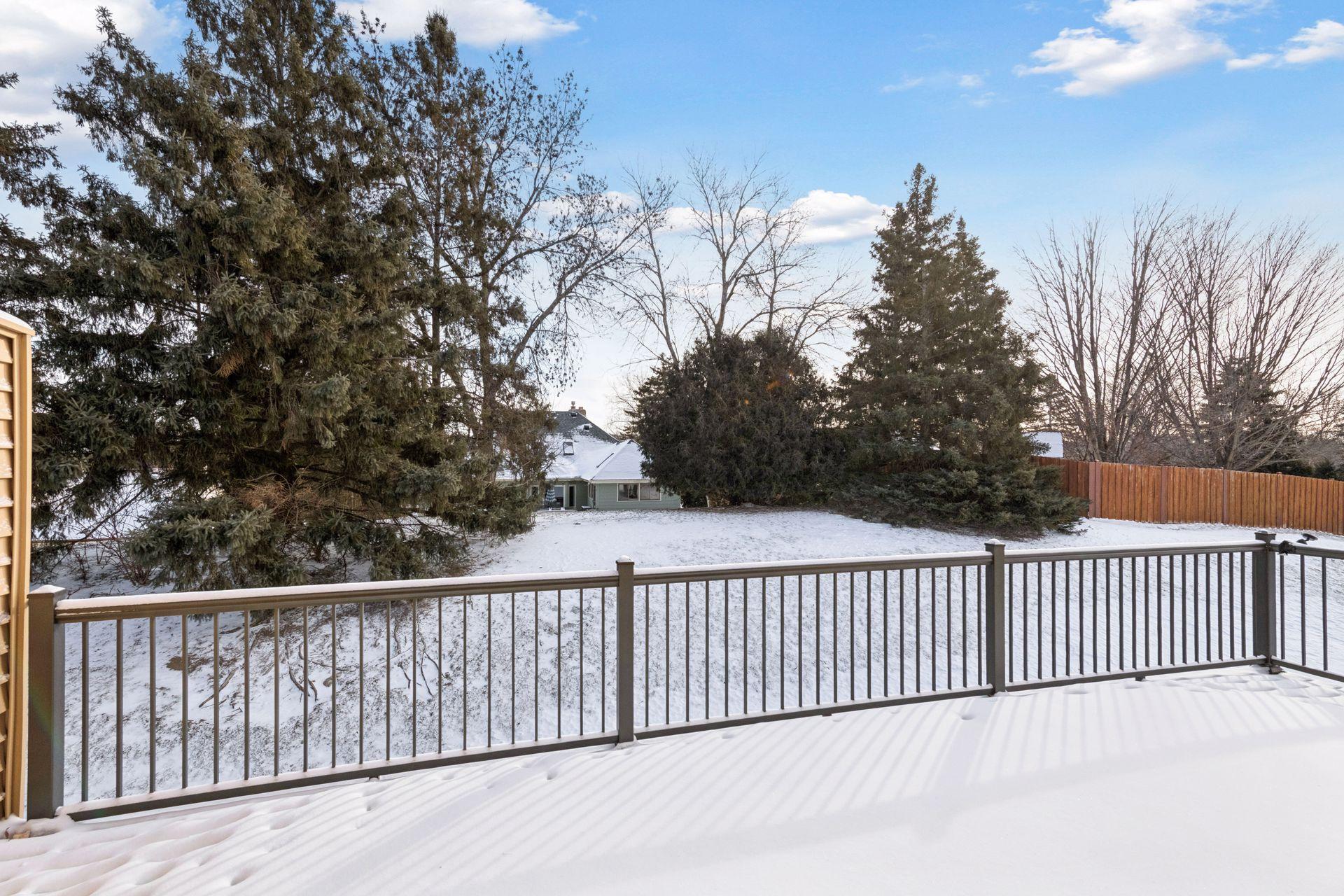 4520 Rosewood Lane N