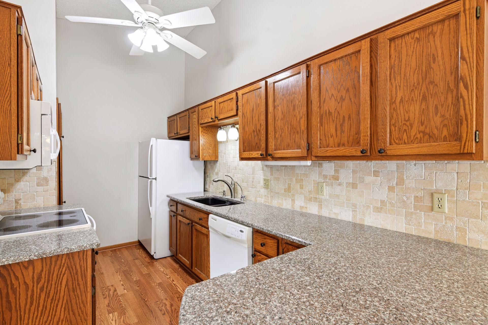 4520 Rosewood Lane N