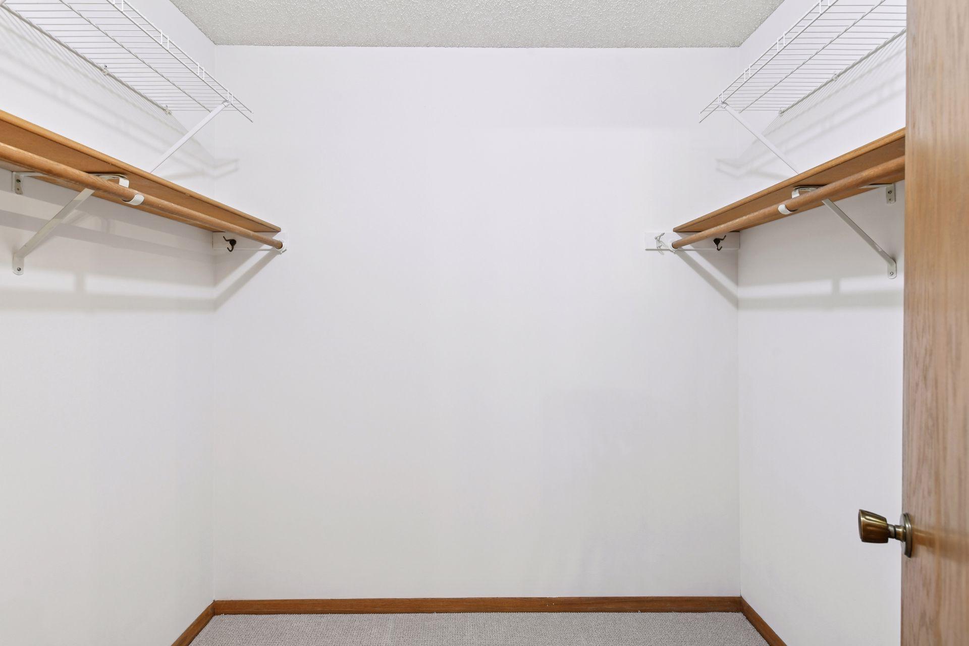 4520 Rosewood Lane N