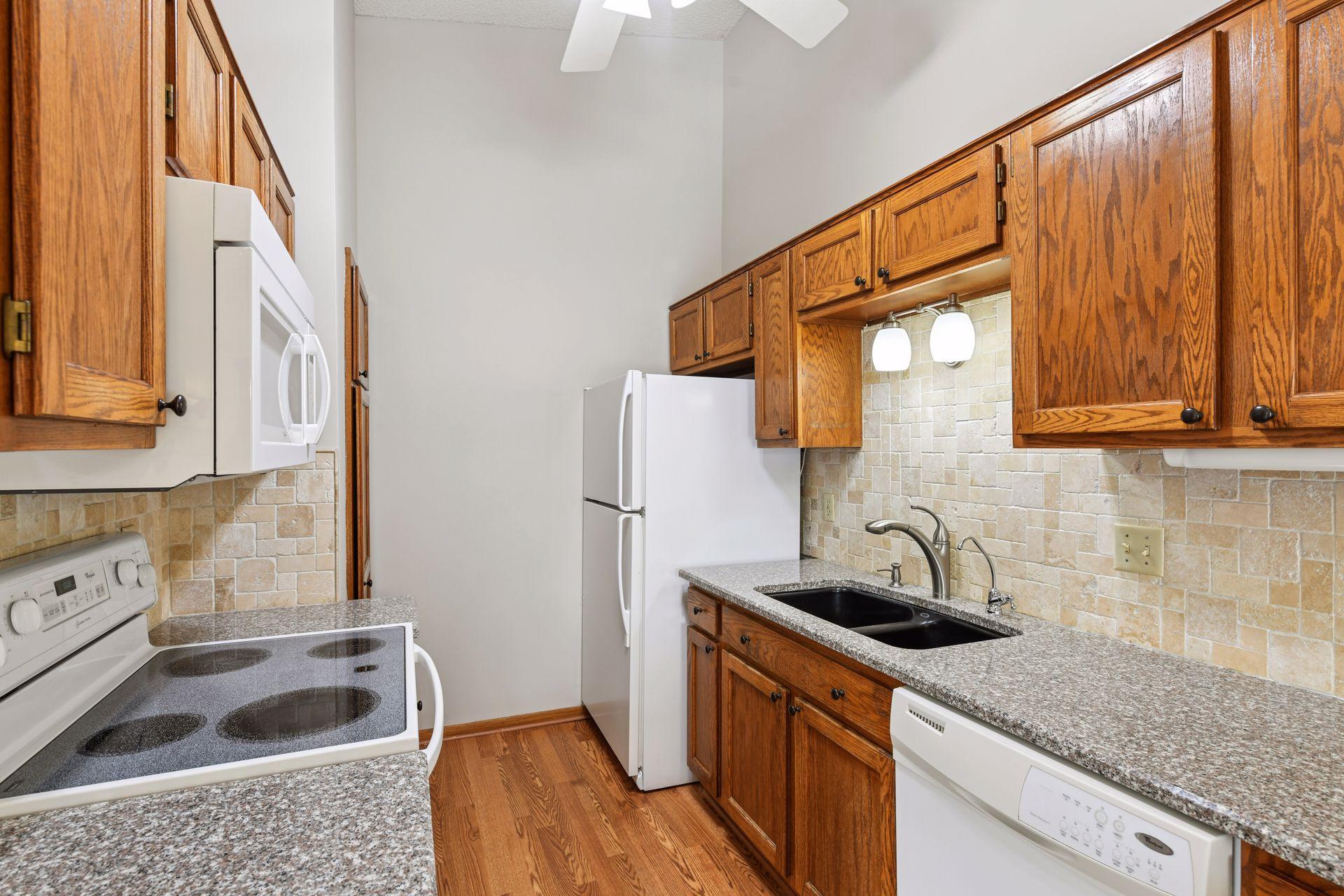 4520 Rosewood Lane N