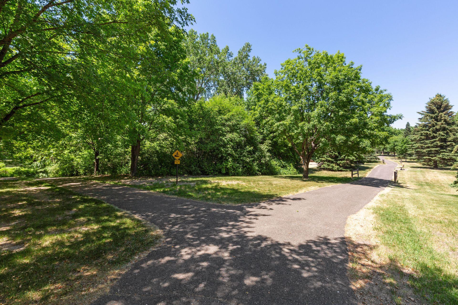 4520 Rosewood Lane N