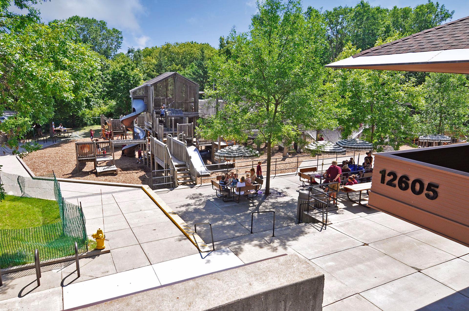 4520 Rosewood Lane N