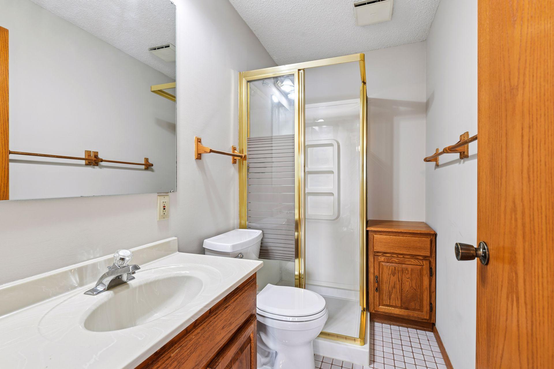 4520 Rosewood Lane N