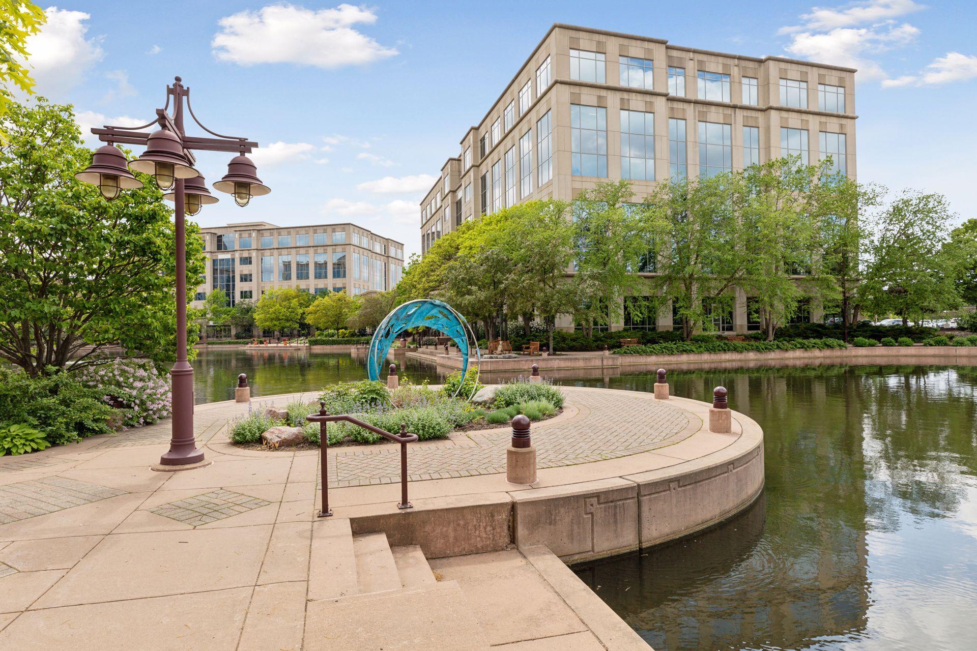 4351 Parklawn Avenue Unit: 205E