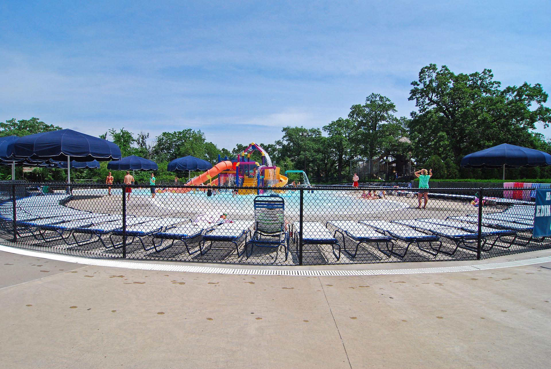 4351 Parklawn Avenue Unit: 205E