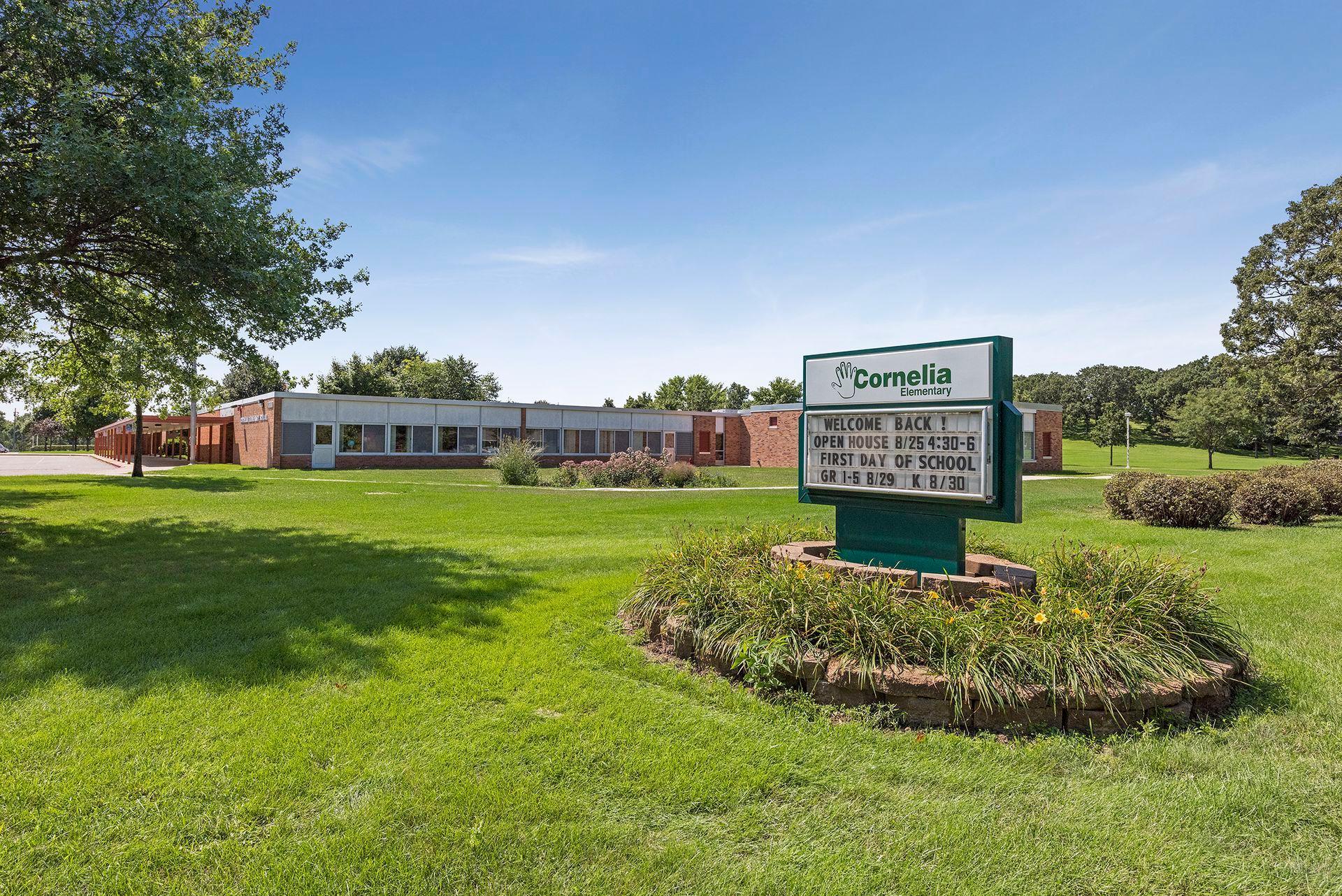 4351 Parklawn Avenue Unit: 205E