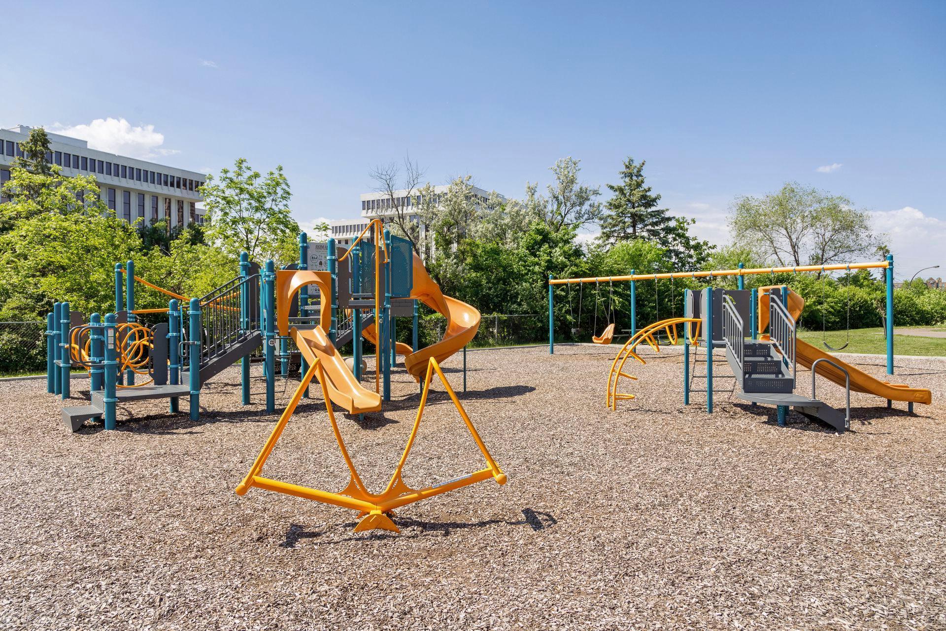 4351 Parklawn Avenue Unit: 205E