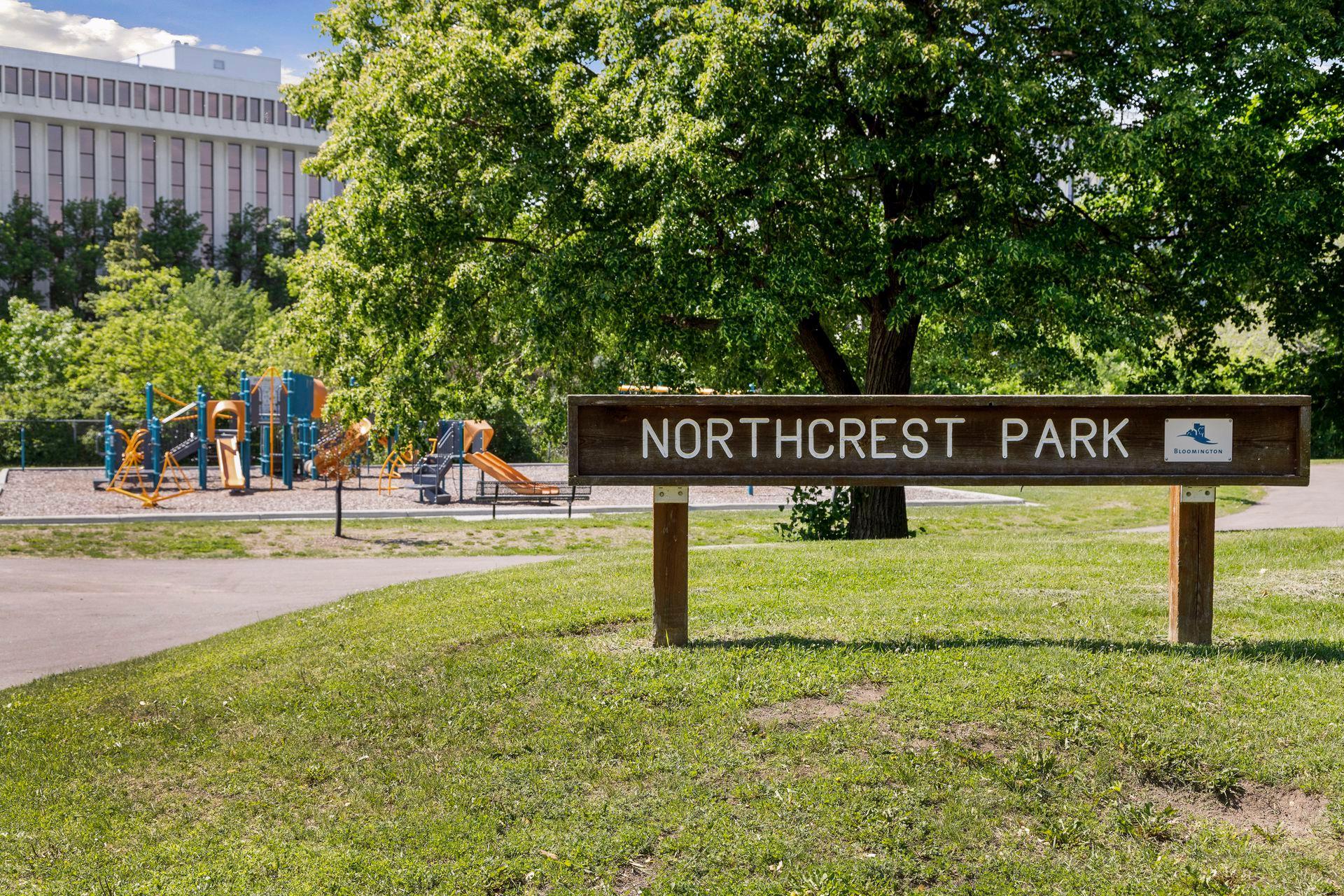 4351 Parklawn Avenue Unit: 205E