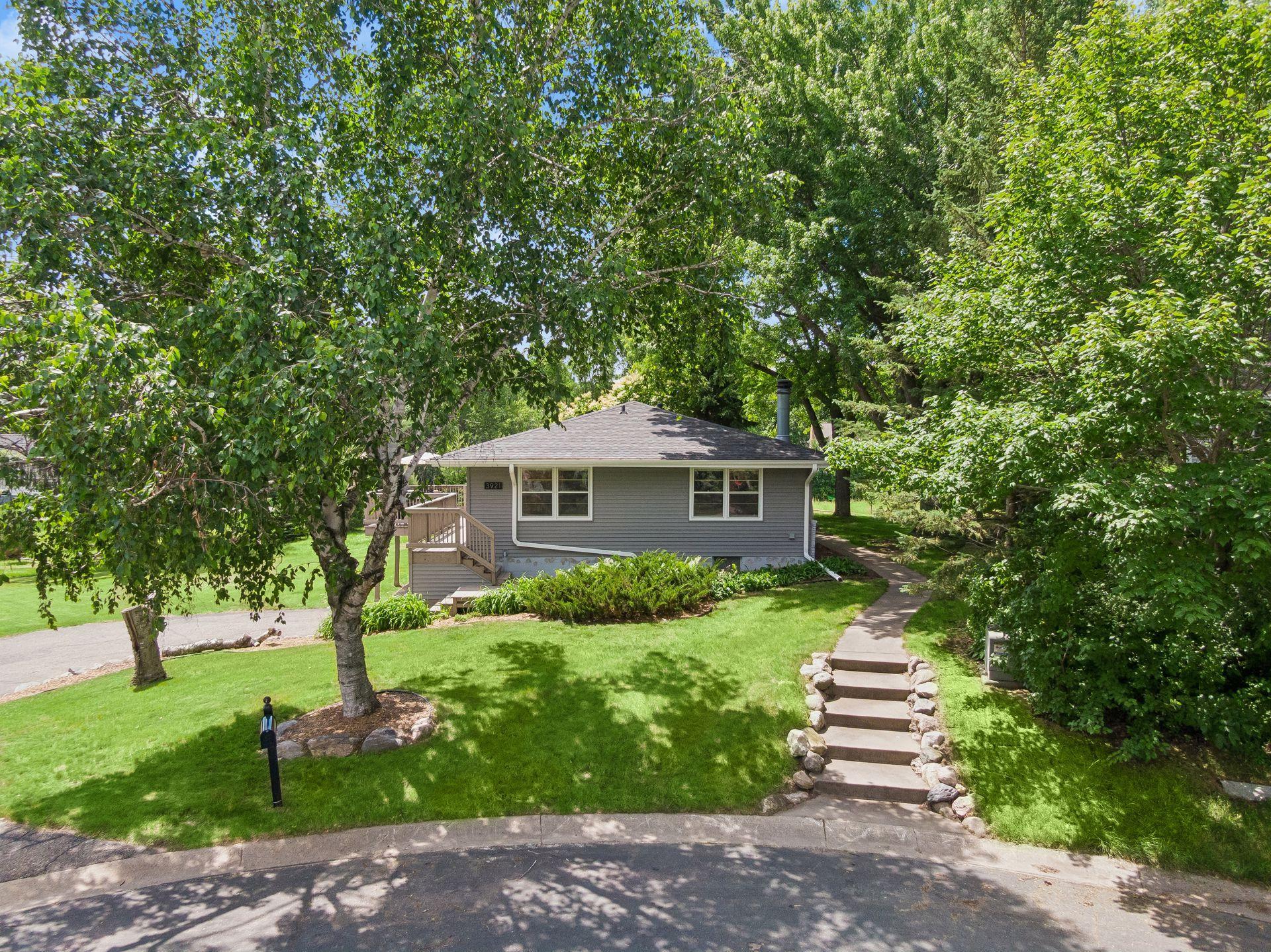 3921 Minnewashta Court