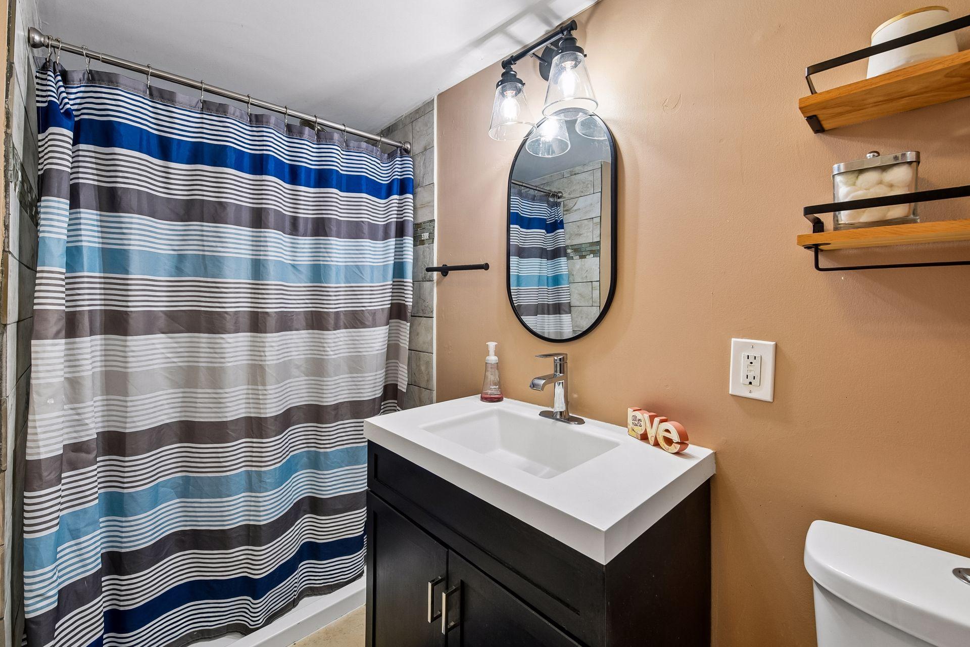 3921 Minnewashta Court