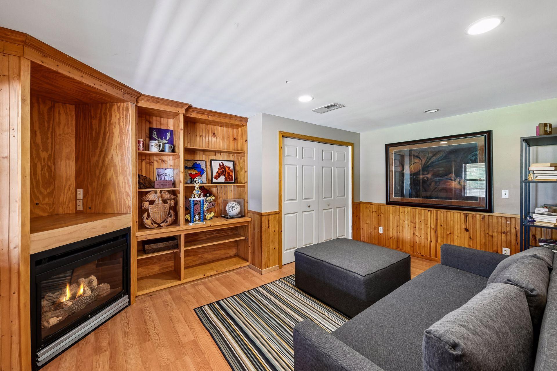3921 Minnewashta Court