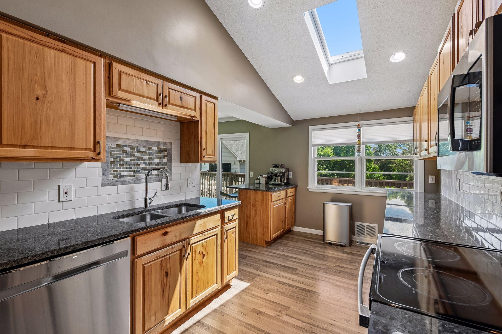 3921 Minnewashta Court