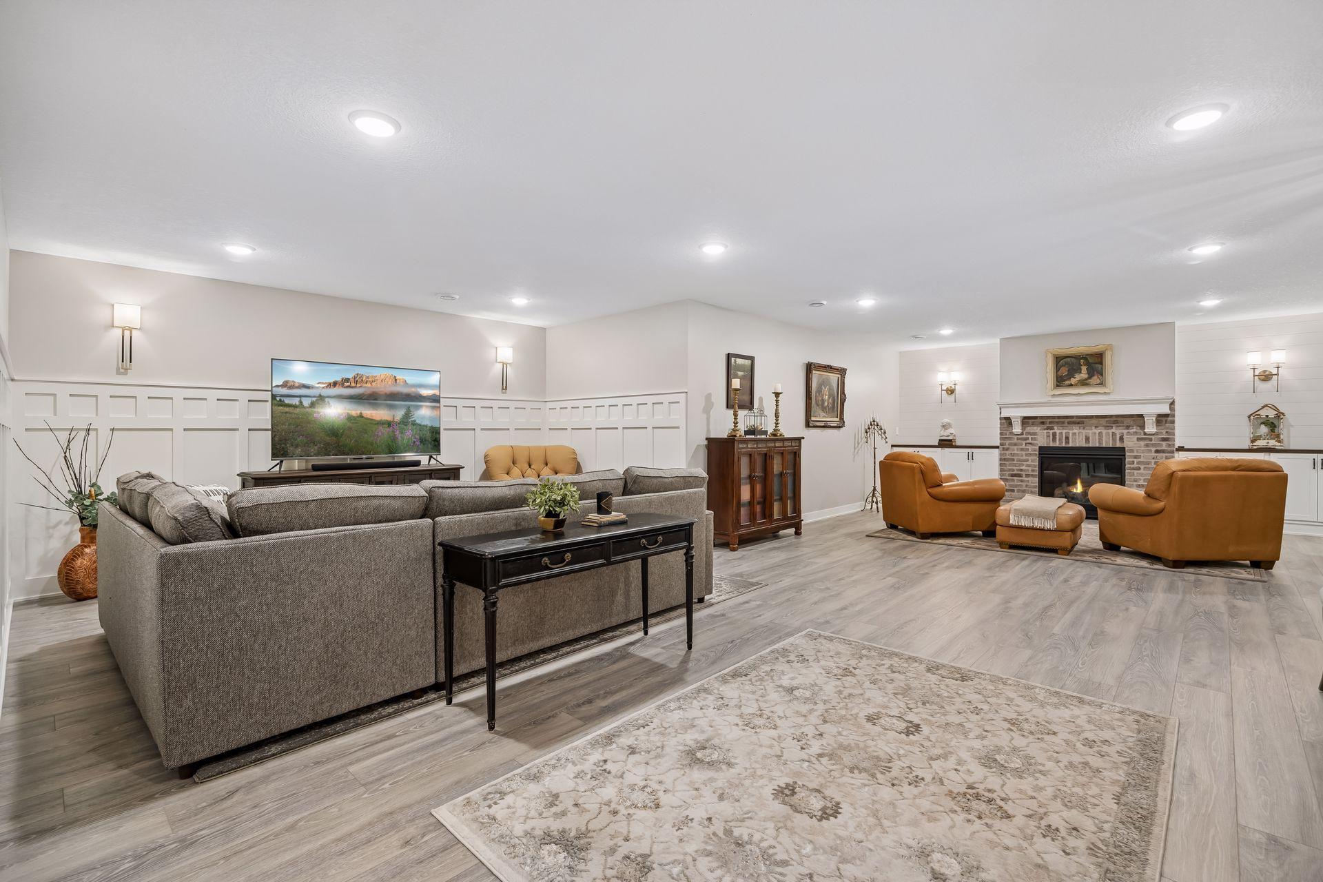 1891 Campfire Drive W