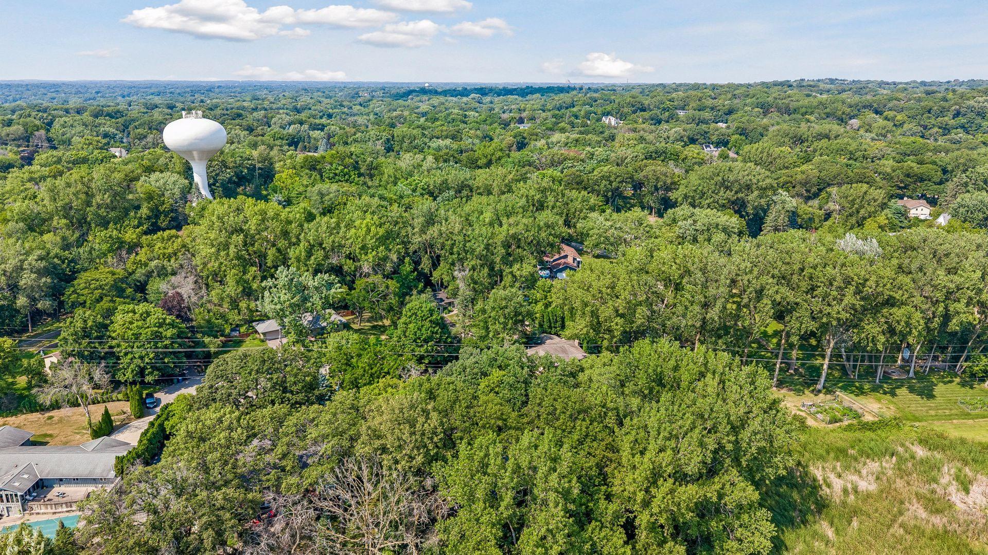 15869 Randall Lane