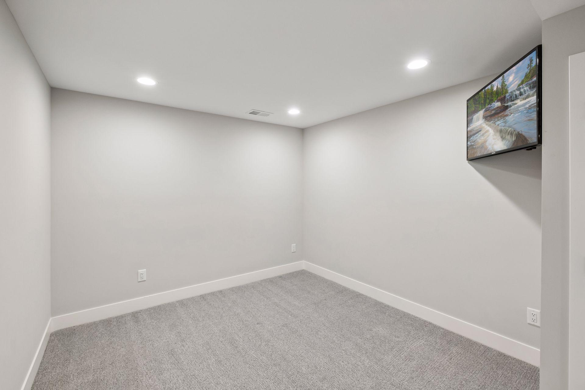 15869 Randall Lane