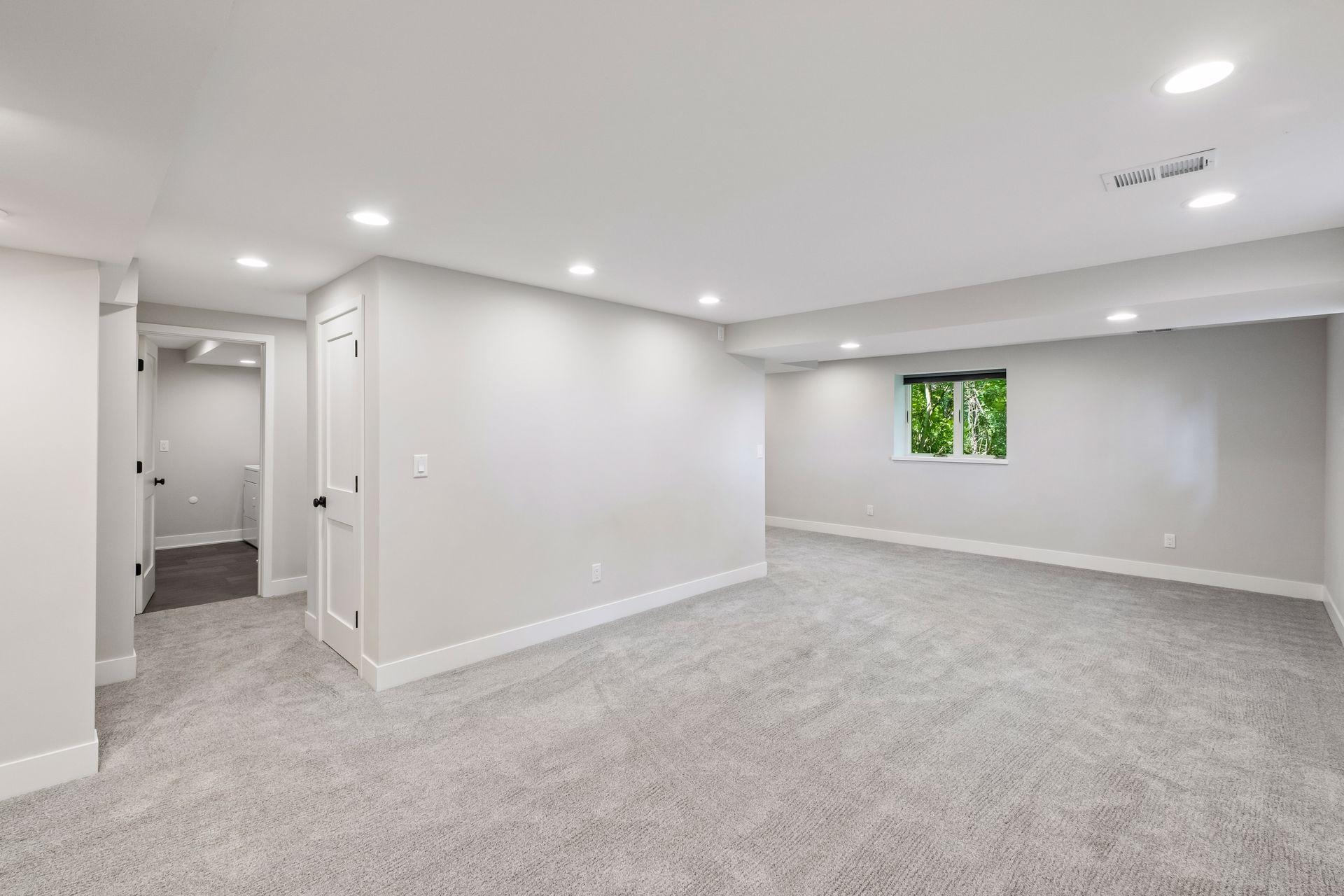 15869 Randall Lane