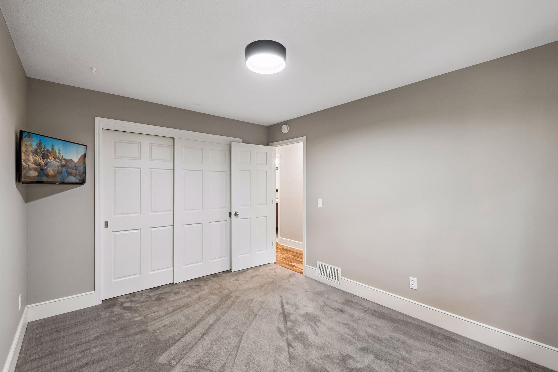 15869 Randall Lane