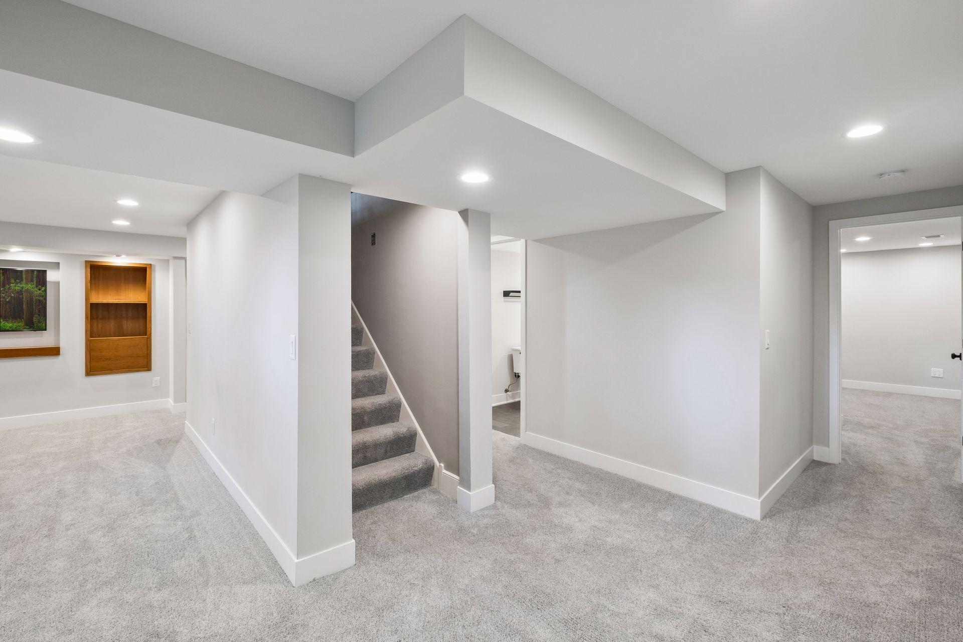 15869 Randall Lane