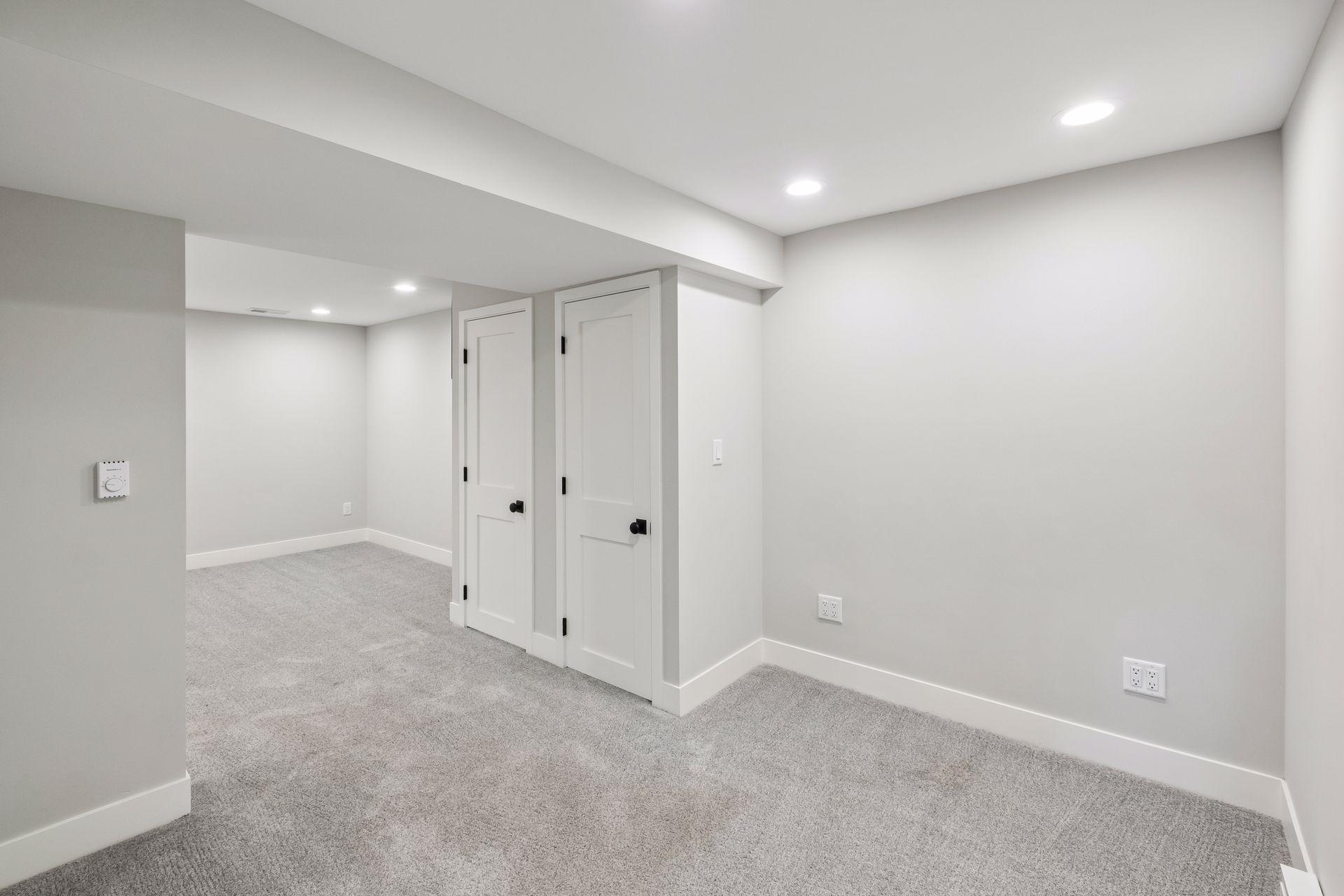 15869 Randall Lane