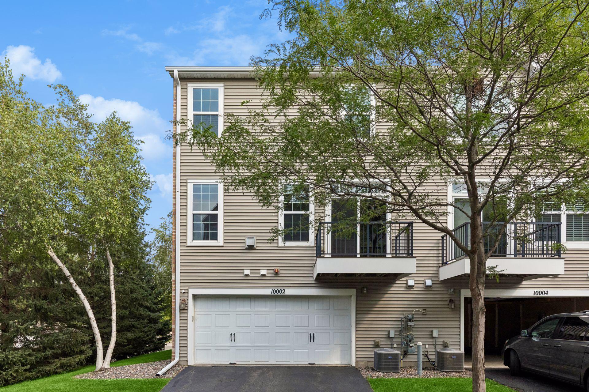 10002 Gentian Drive