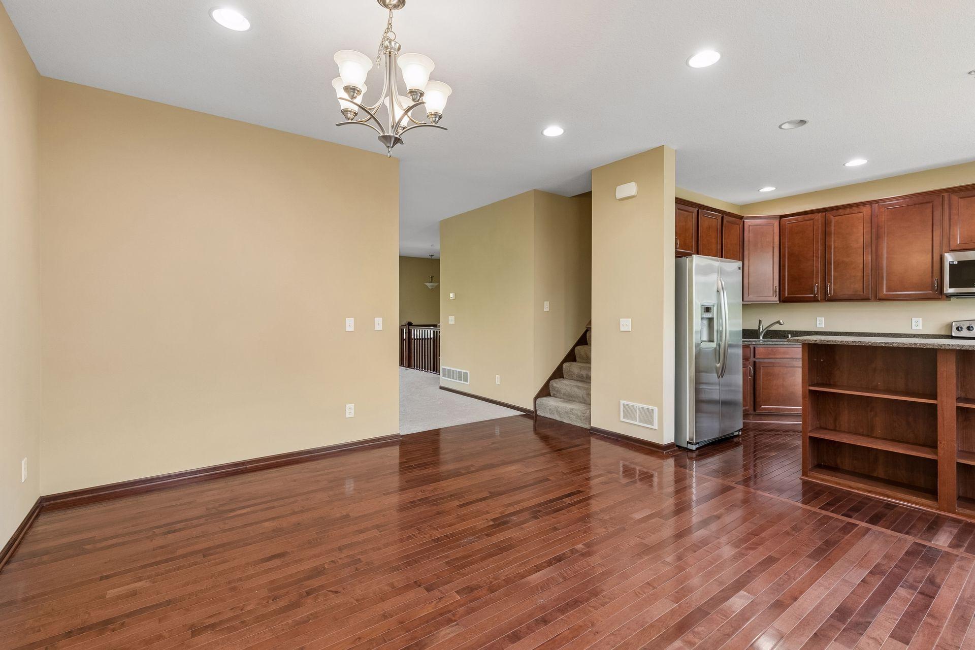 10002 Gentian Drive