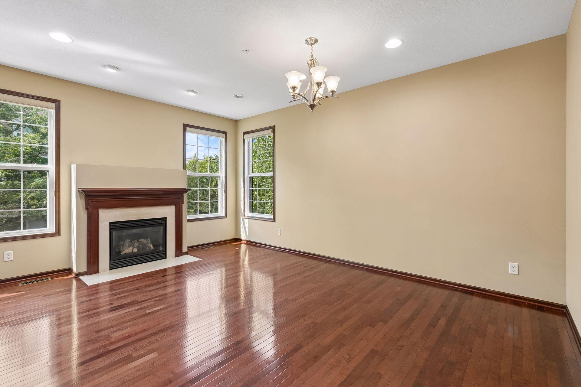 10002 Gentian Drive