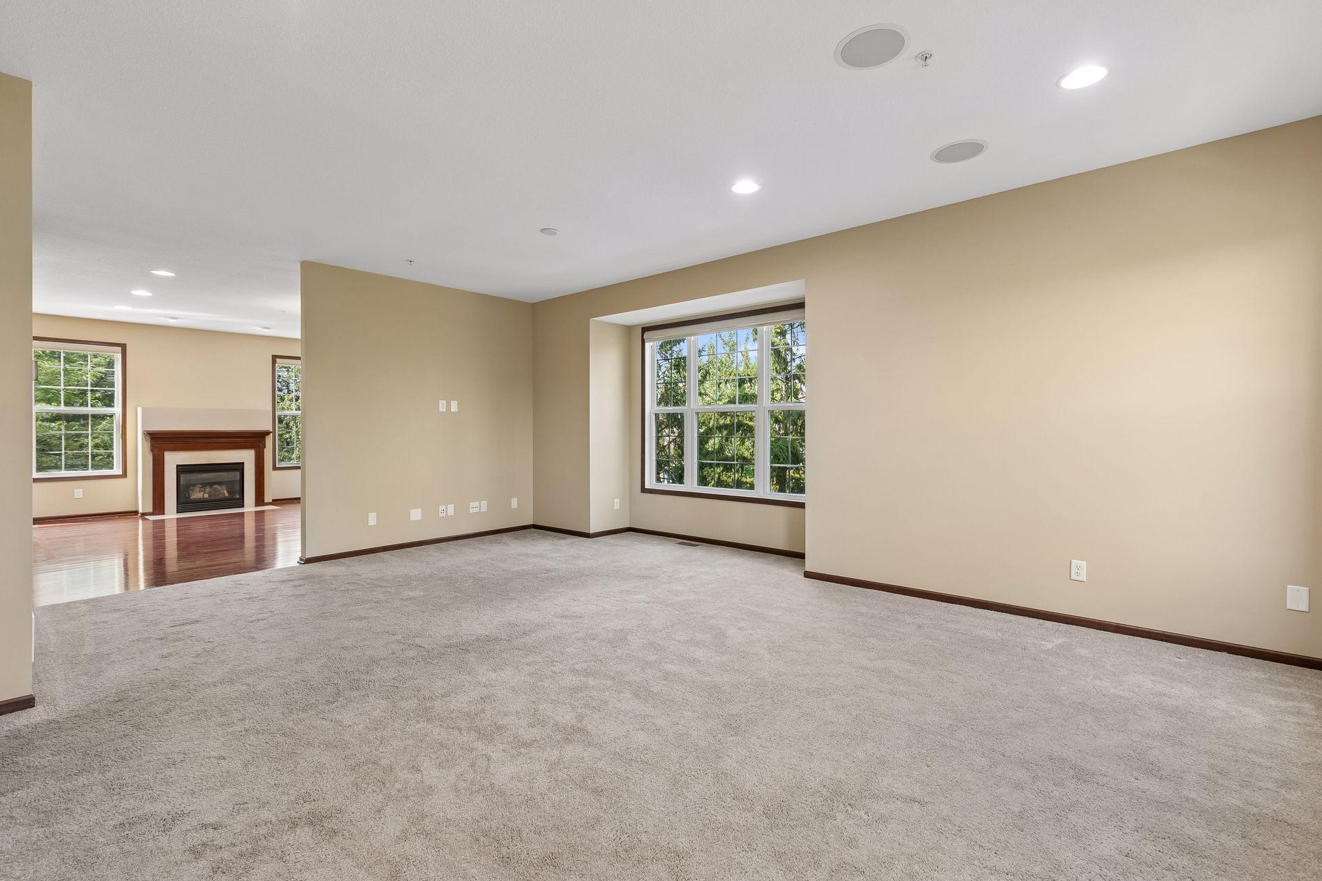 10002 Gentian Drive