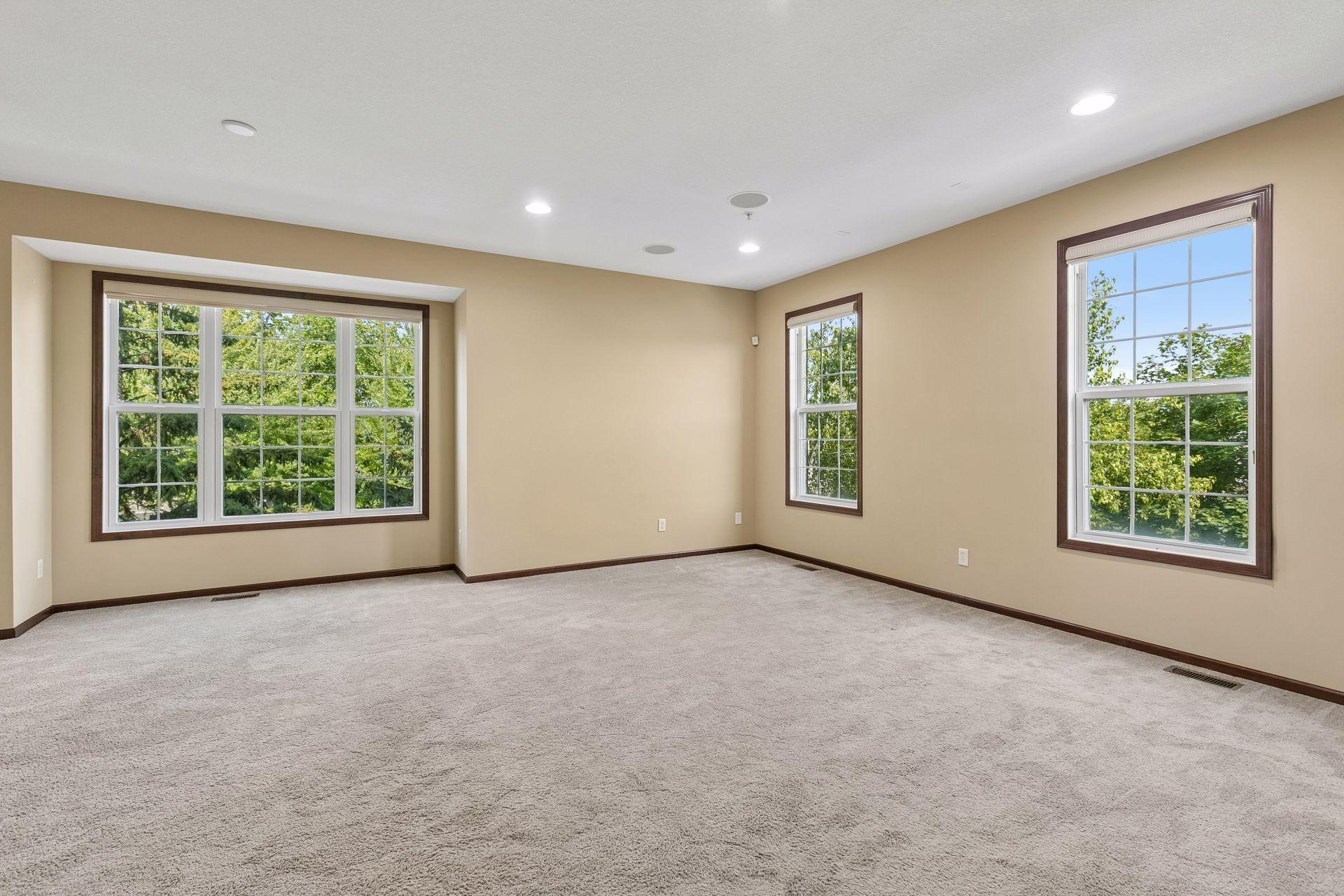 10002 Gentian Drive