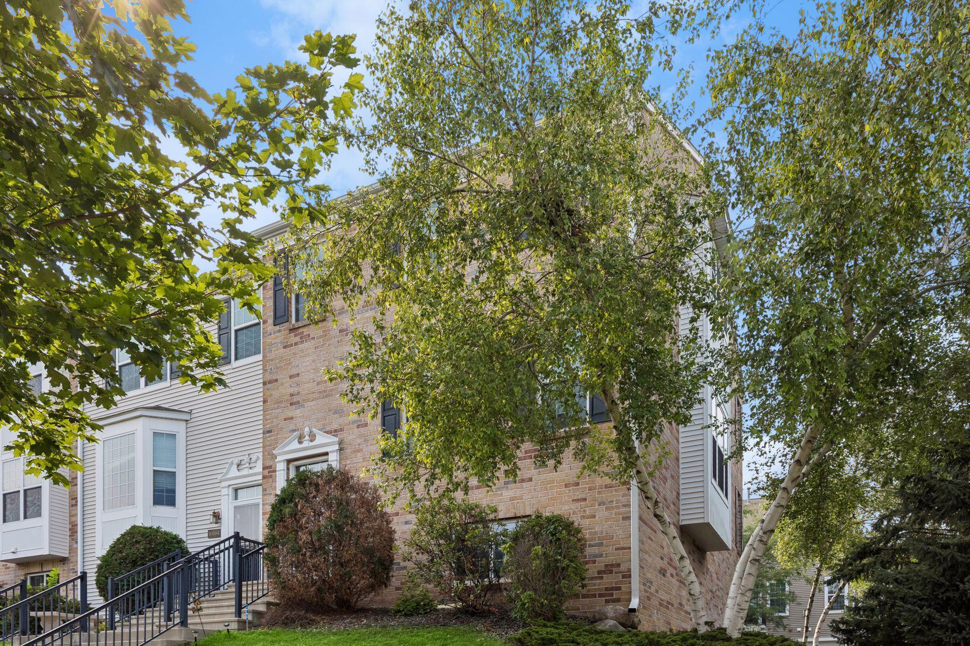 10002 Gentian Drive