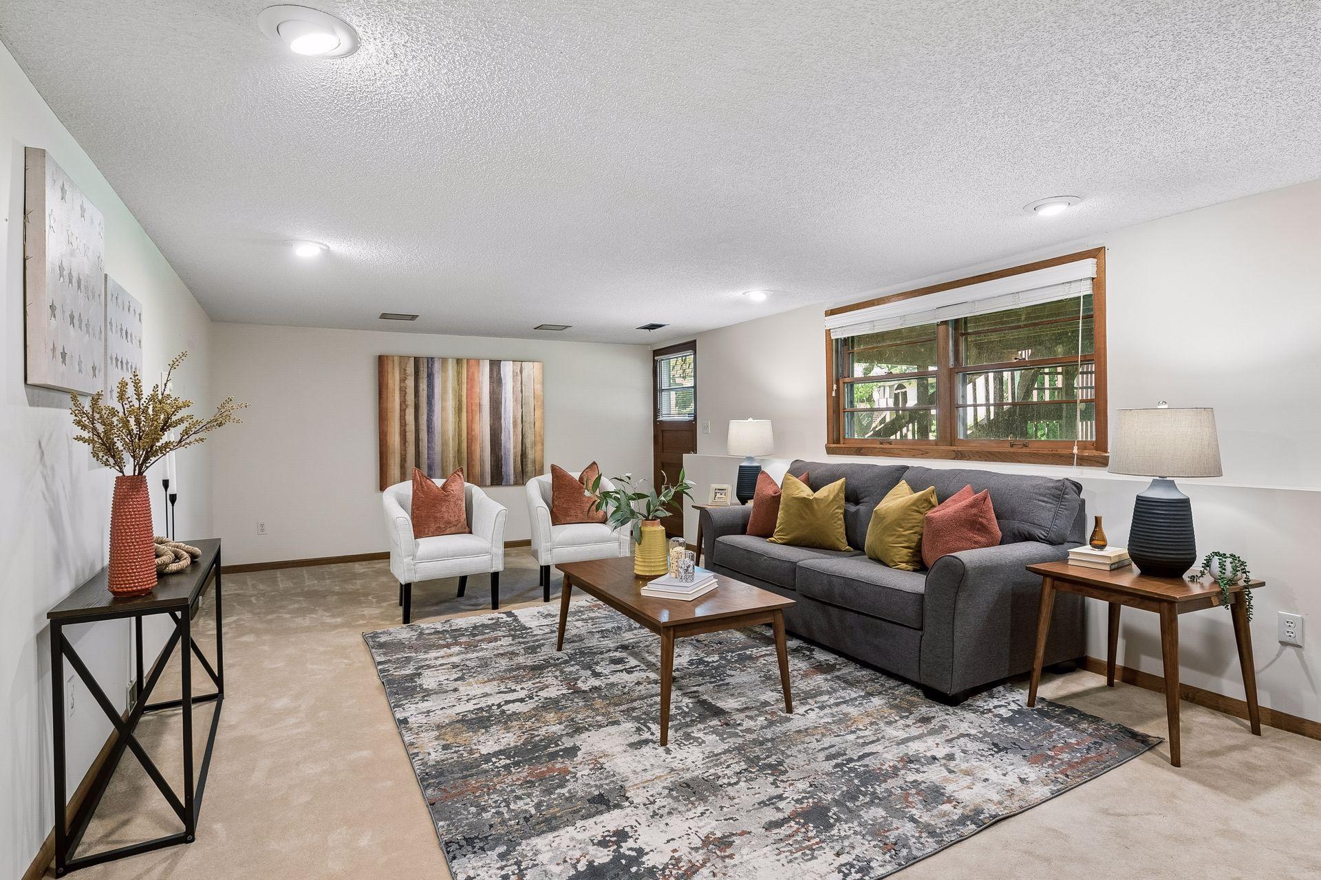 6617 Naomi Drive