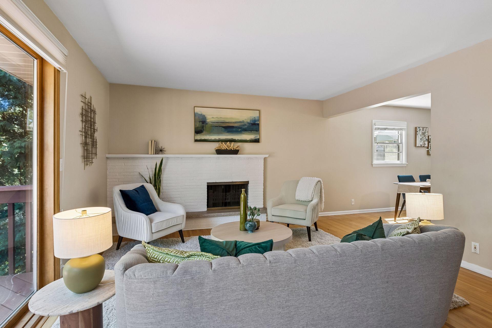6617 Naomi Drive