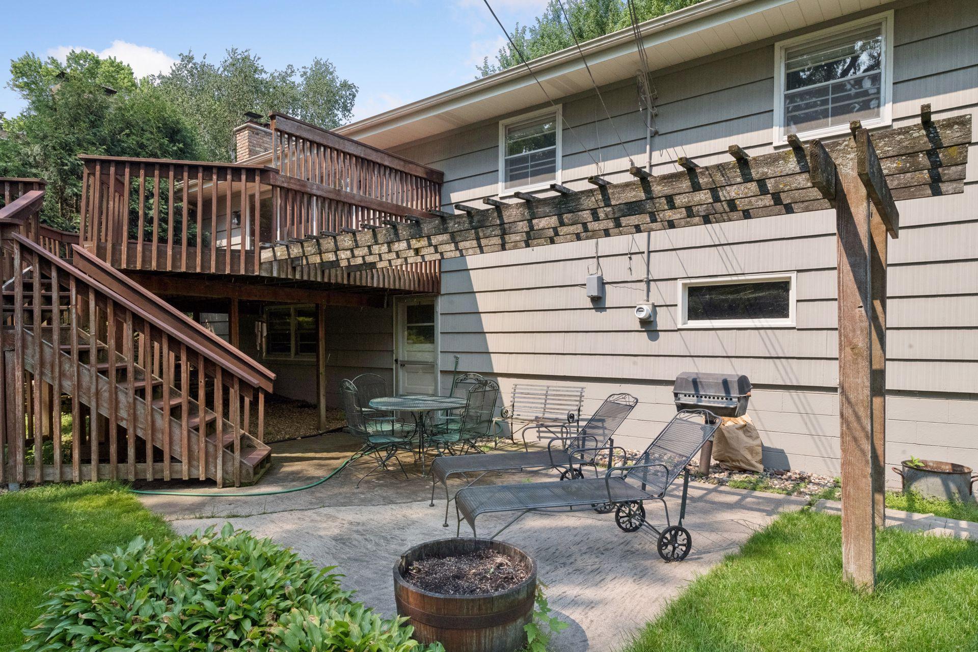 6617 Naomi Drive