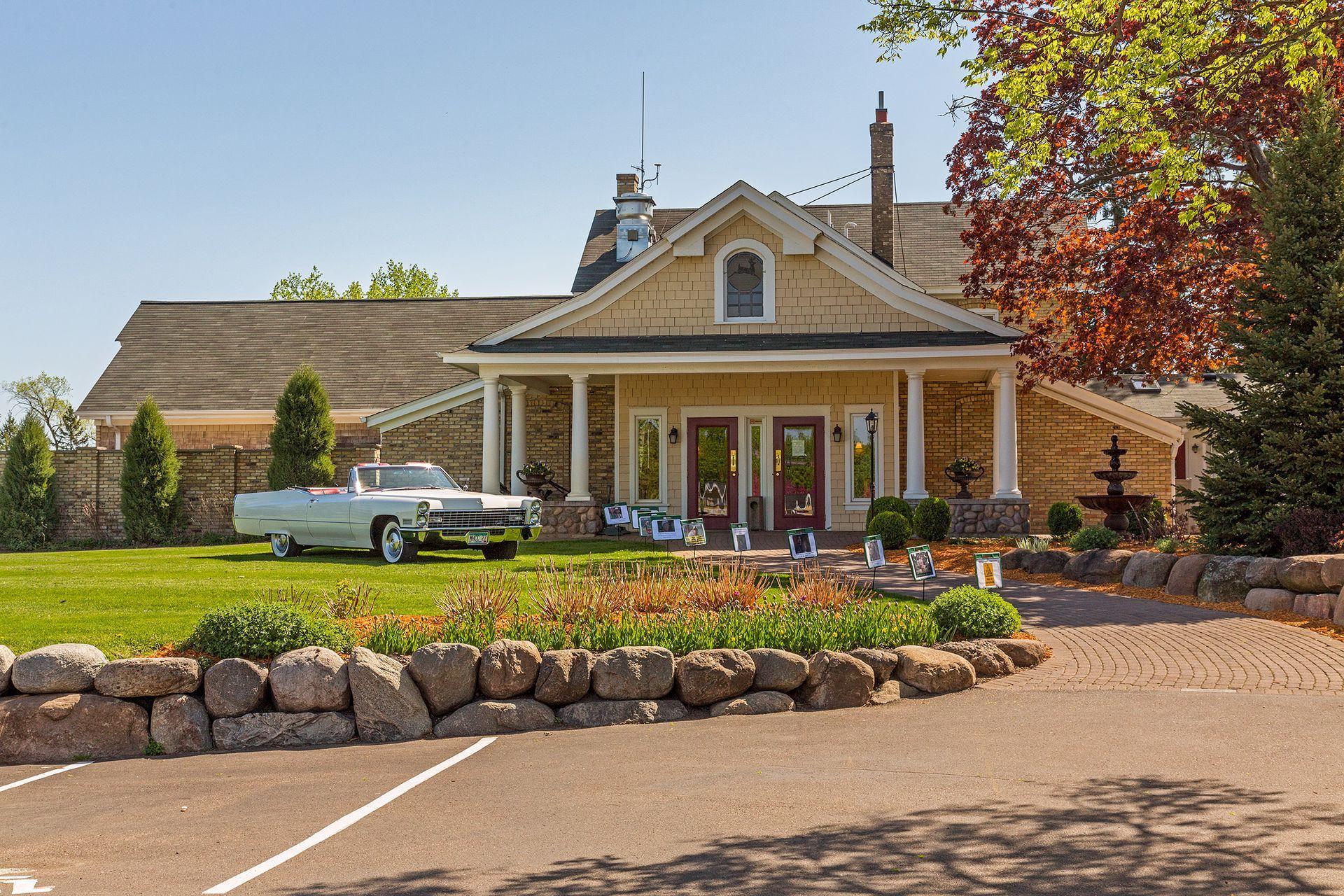 9122 Fox Court