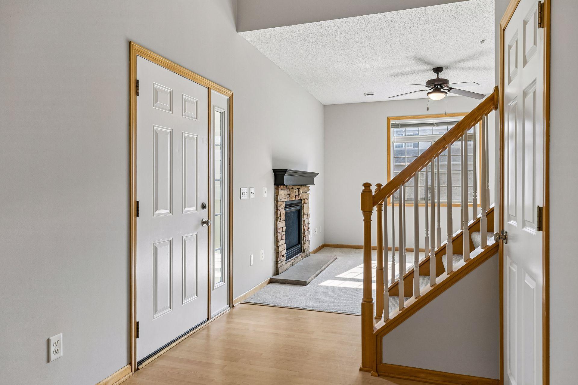 9122 Fox Court