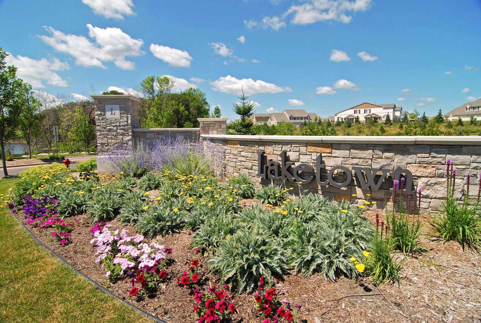 9122 Fox Court
