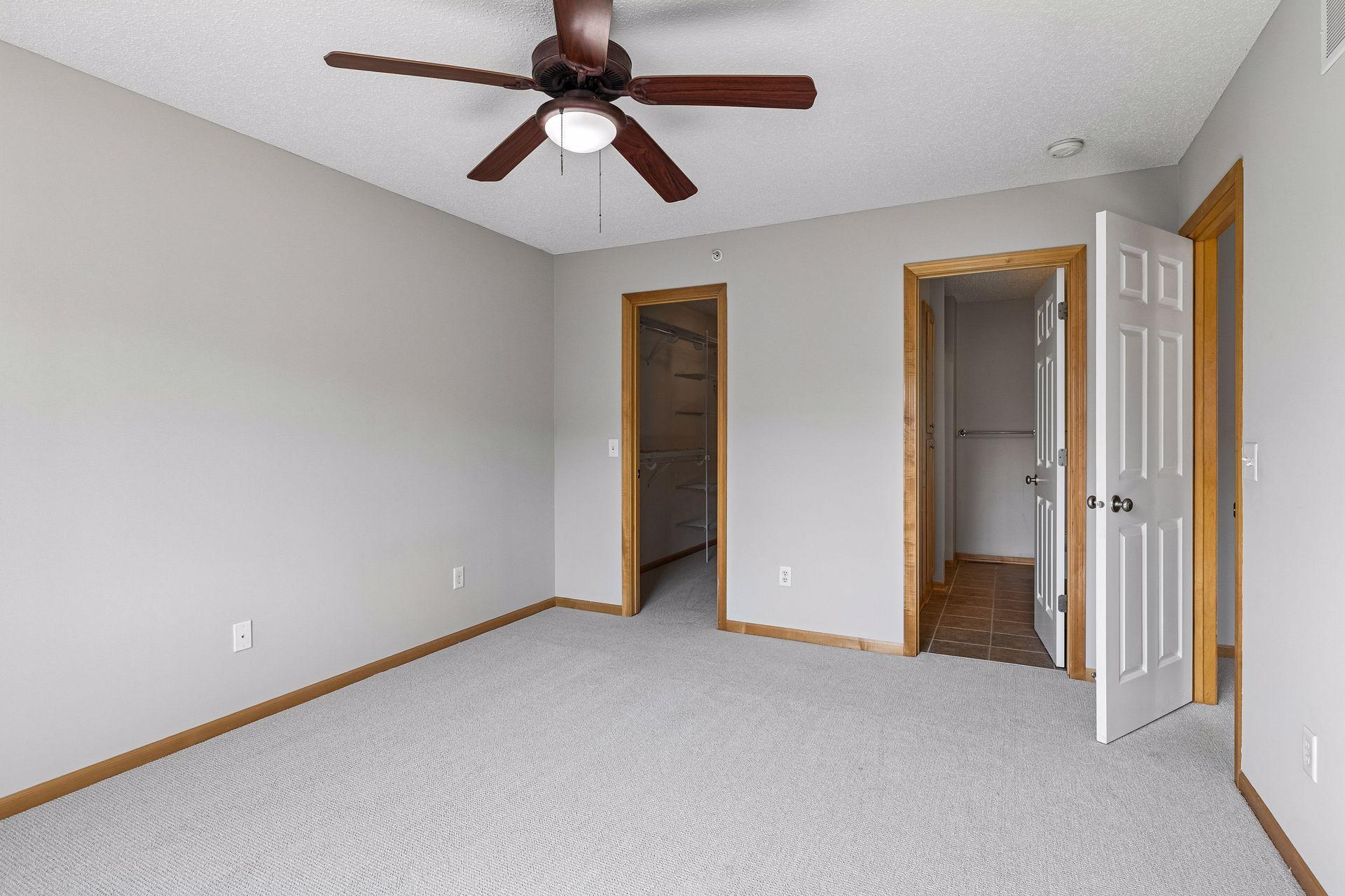 9122 Fox Court