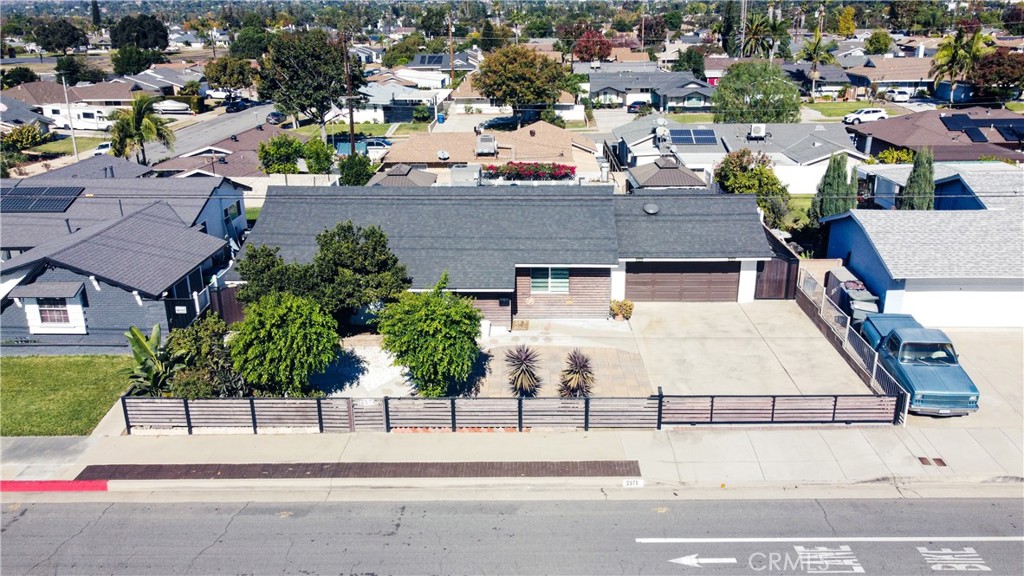 2571 W Lambert Road