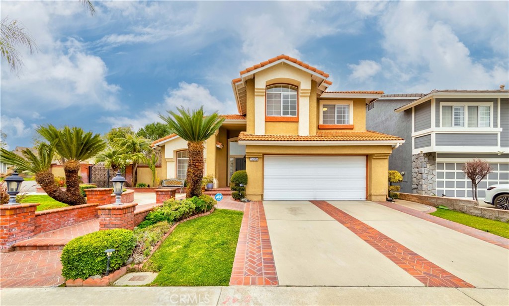 15919 Ridgeview Lane
