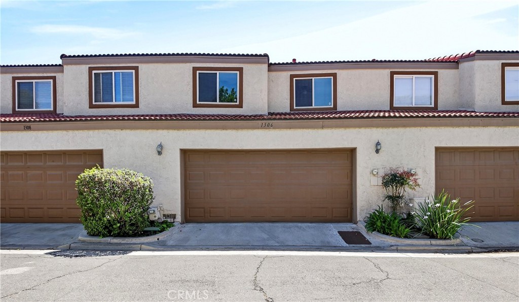 1306 Calle Grande 69