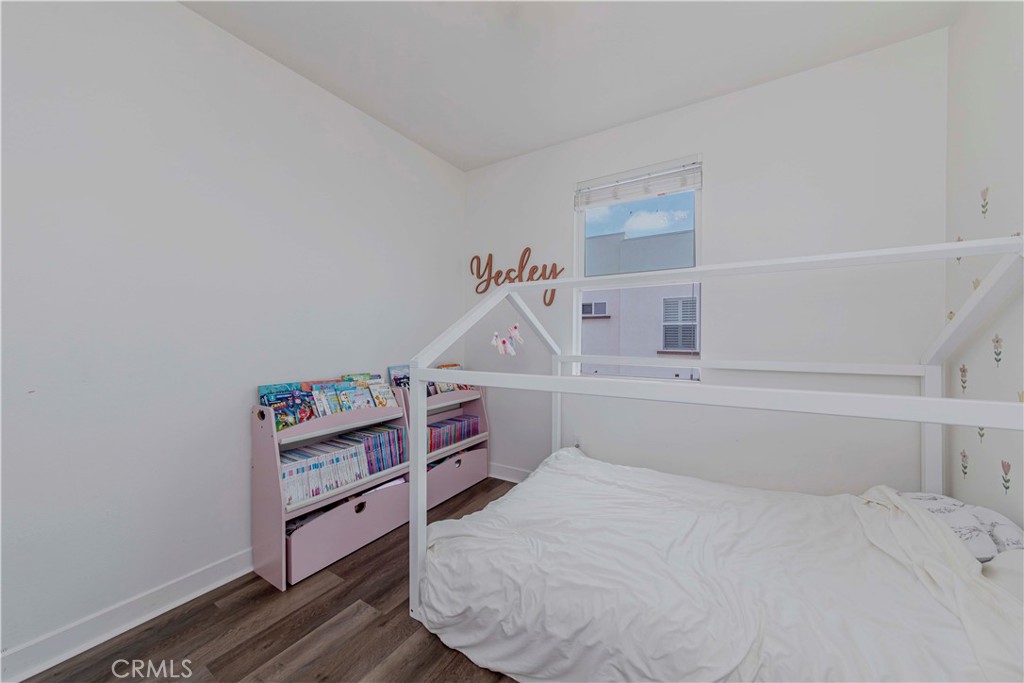 9213 Sunshine Place
