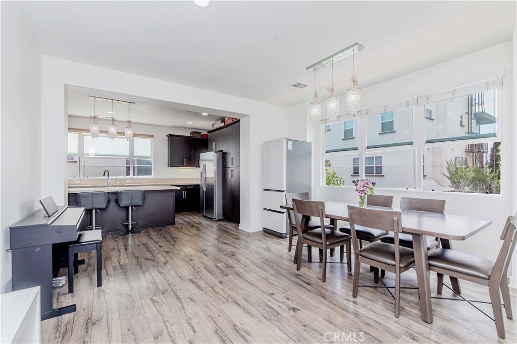 9213 Sunshine Place