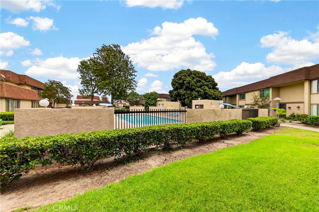8635 York Circle