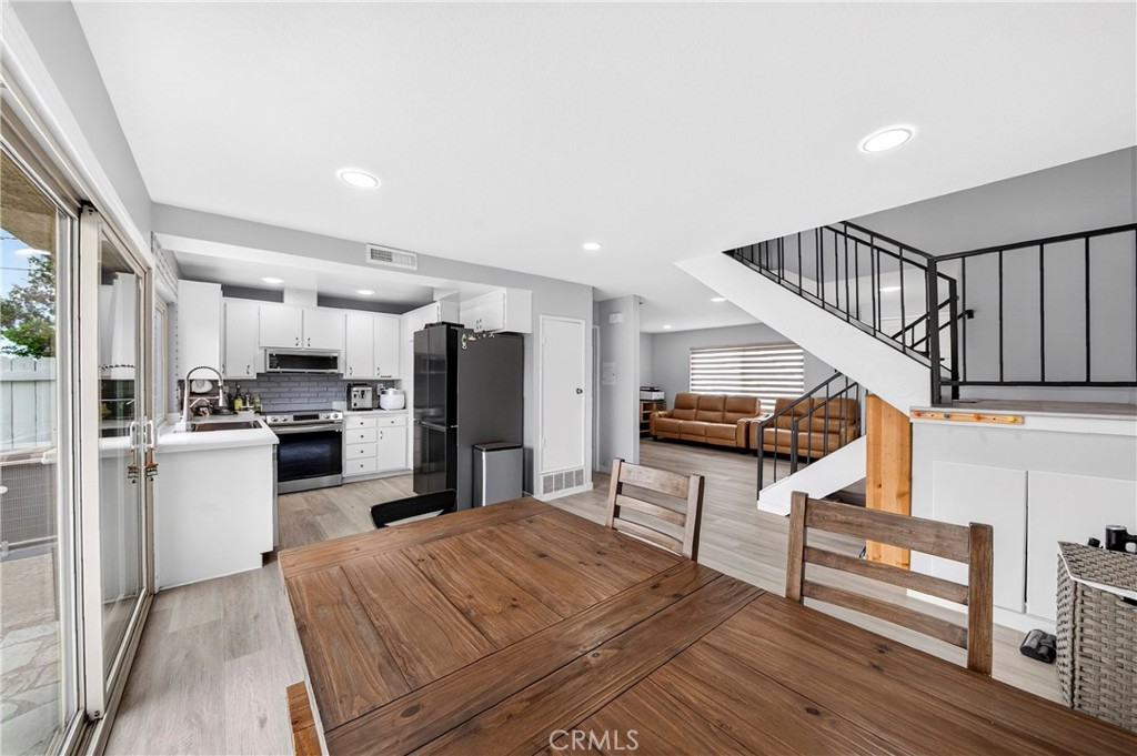 8635 York Circle