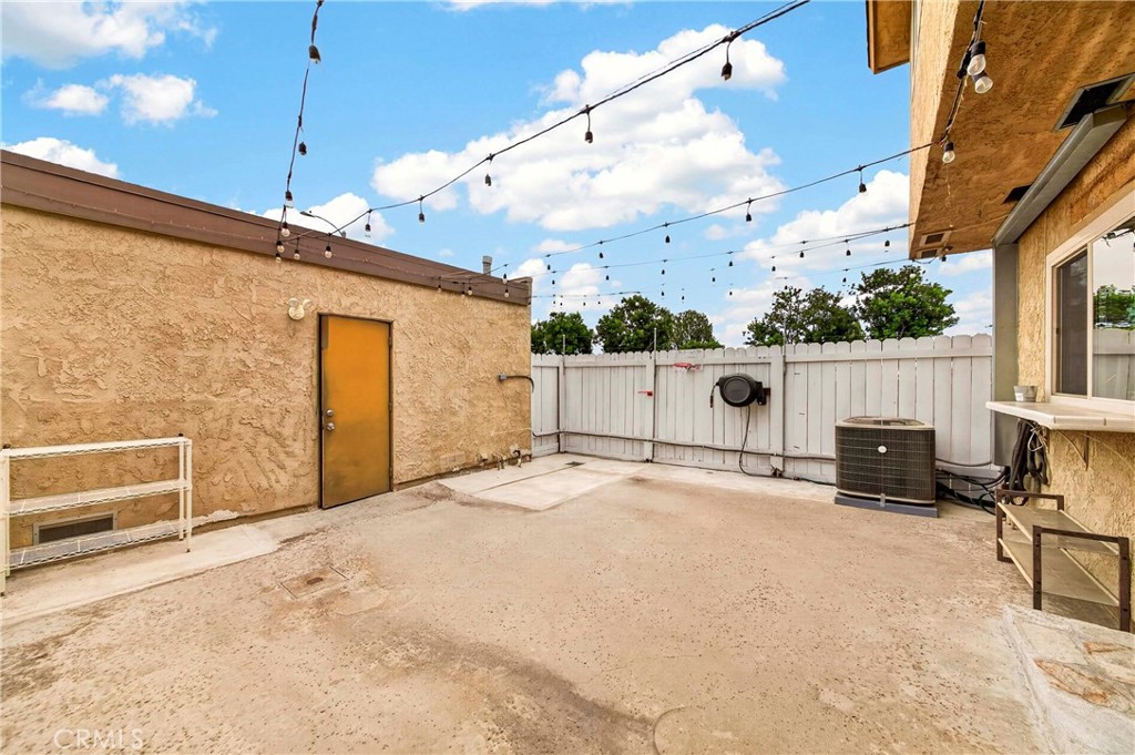8635 York Circle