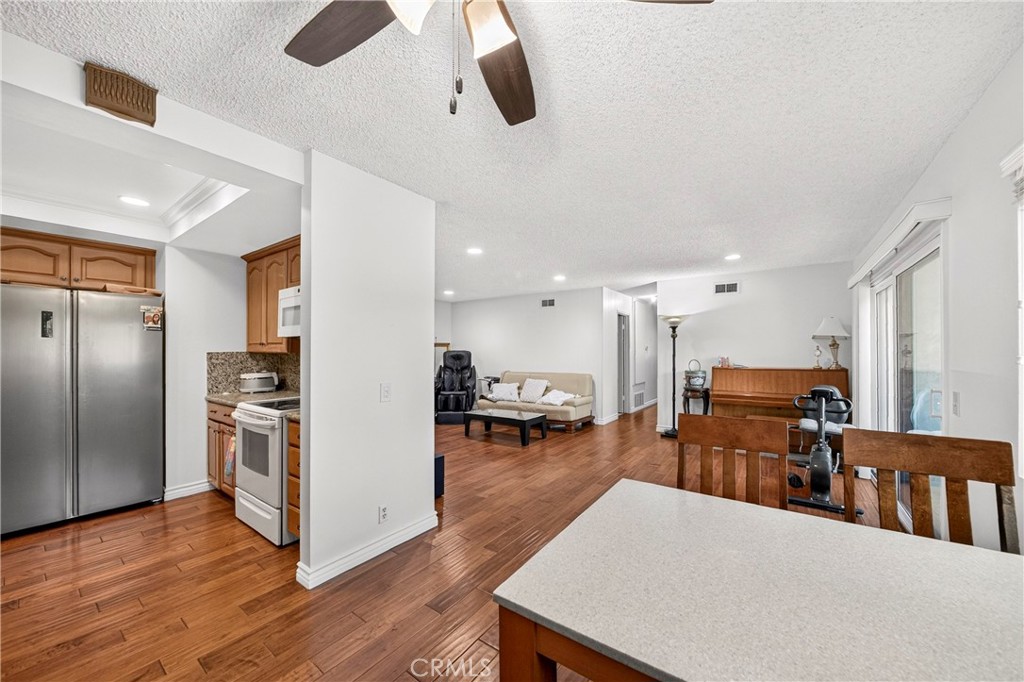 15902 Alta Vista Drive H